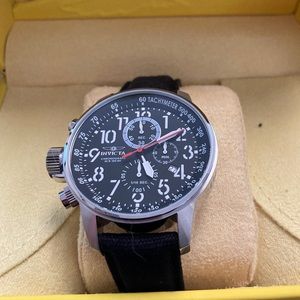 Men’s invicta canvas strap watch New with box